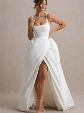 Club L wedding dress - New with tags